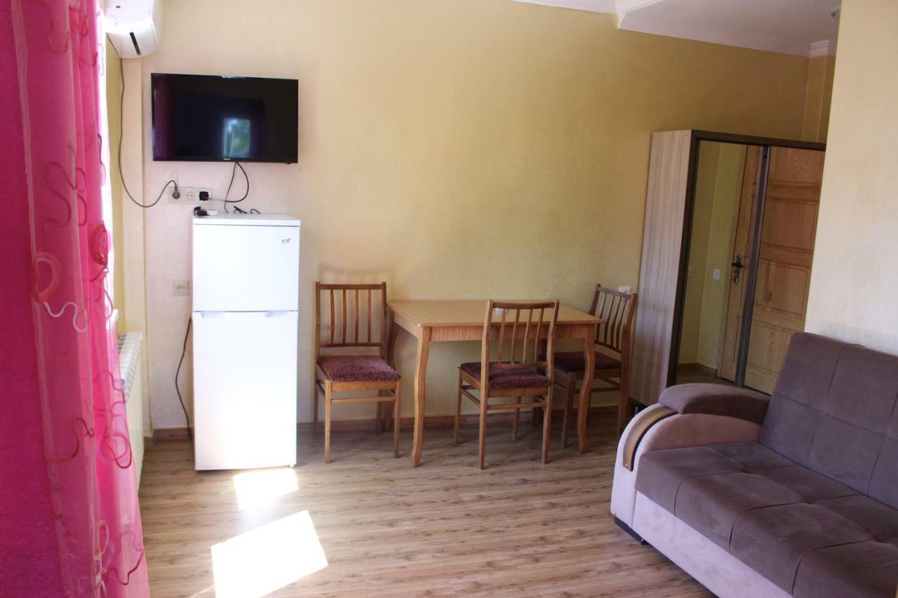 Hotel Evrazia Ureki Ngoại thất bức ảnh
